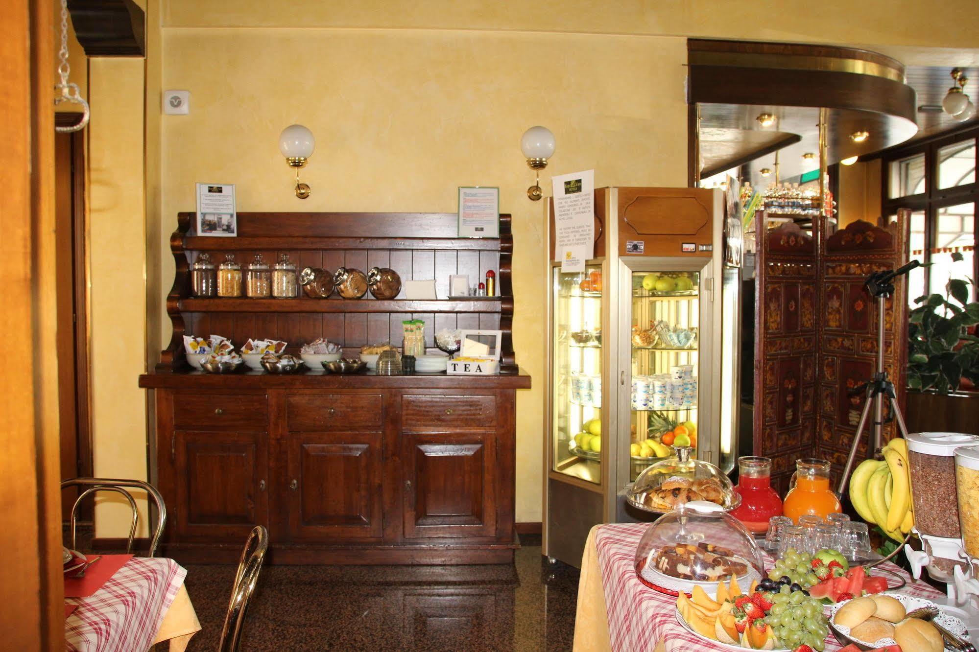Albergo Ristorante Leon D'Oro Noventa di Piave Exterior photo